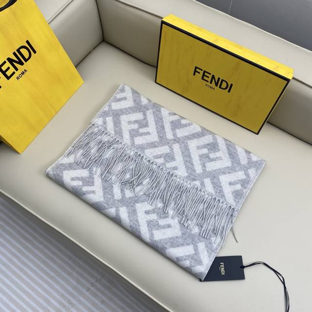 Double F Cashmere Scarf (Ddd) 170*45cm. 100% Cashmere (Ddd) Brown Fendi monogram