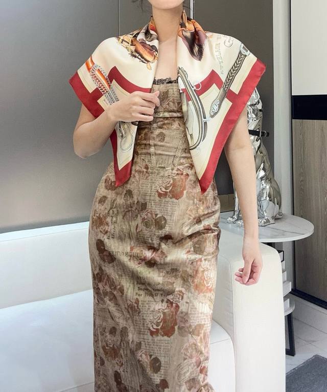 Crossbow-style Horse-Drawing Tack "90th Anniversary Scarf" 18mm Top Grade Silk D