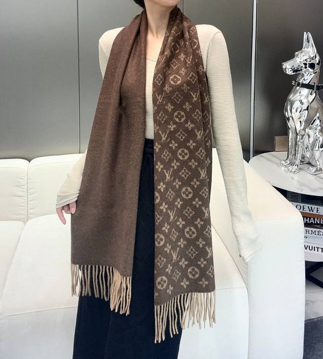 High-quality version, here it comes! We absolutely love our men's scarves, they'