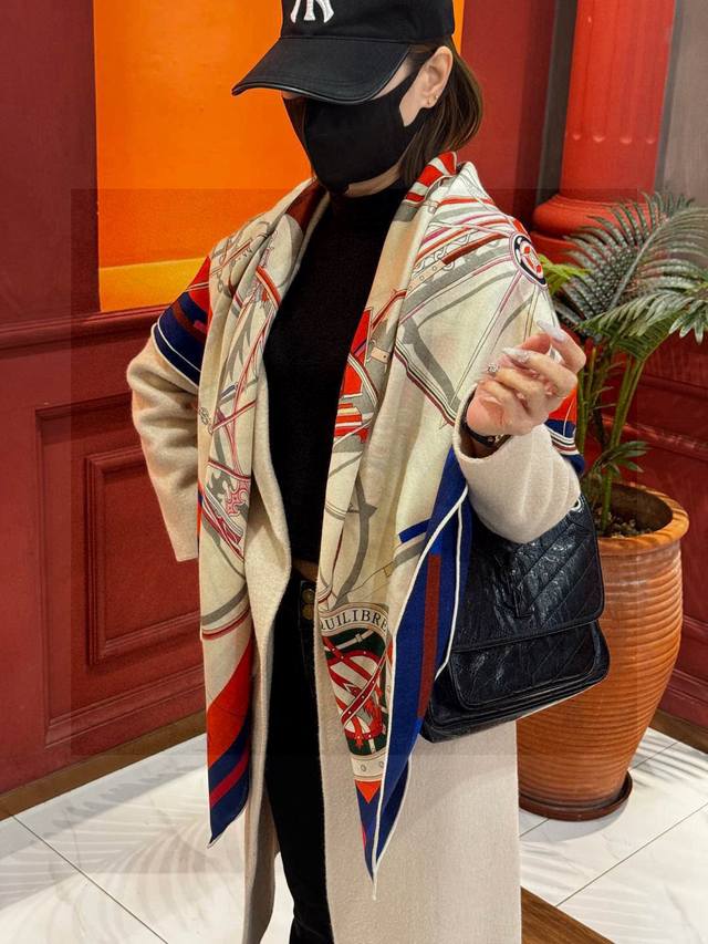 Double-sided, same color, original Herm