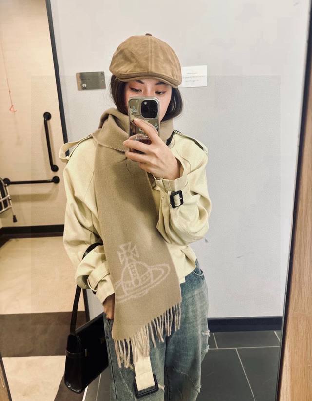 Original Quality! British Punk Godmother Ddd's favorite Saturn logo. In spirit,