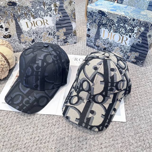 Dior monogram print Dior baseball caps are super popular! ( official website rel