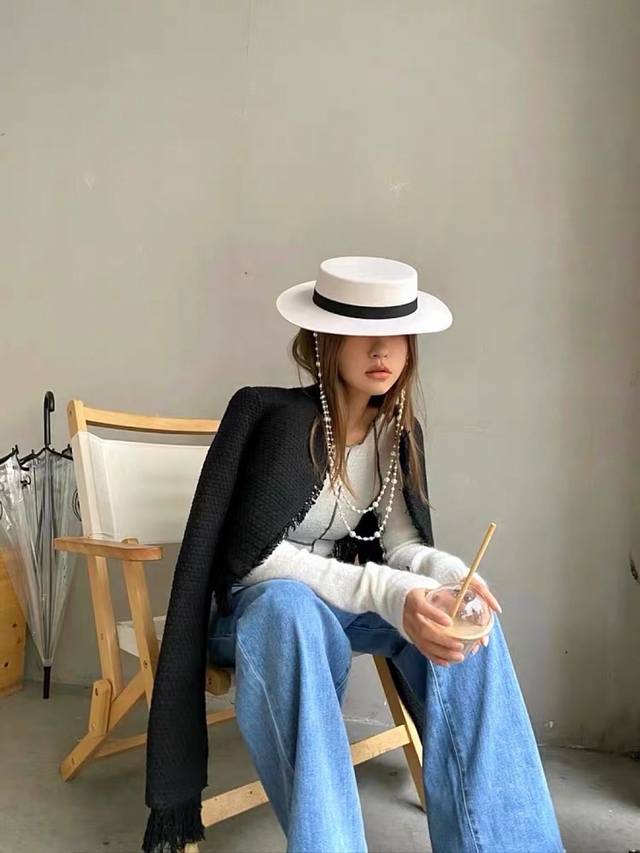 White Chanel new wool hat, official style, flat-top hat, 100% wool fabric, head