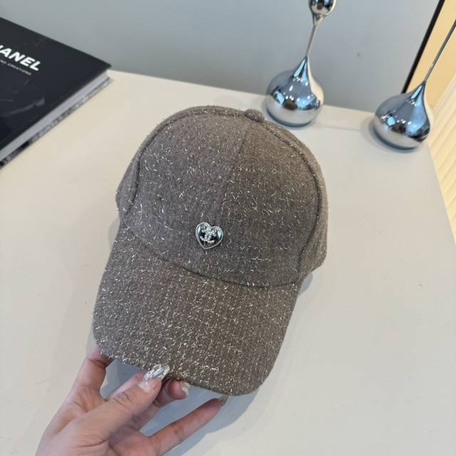Chanel baseball cap, head circumference 57cm Ddd