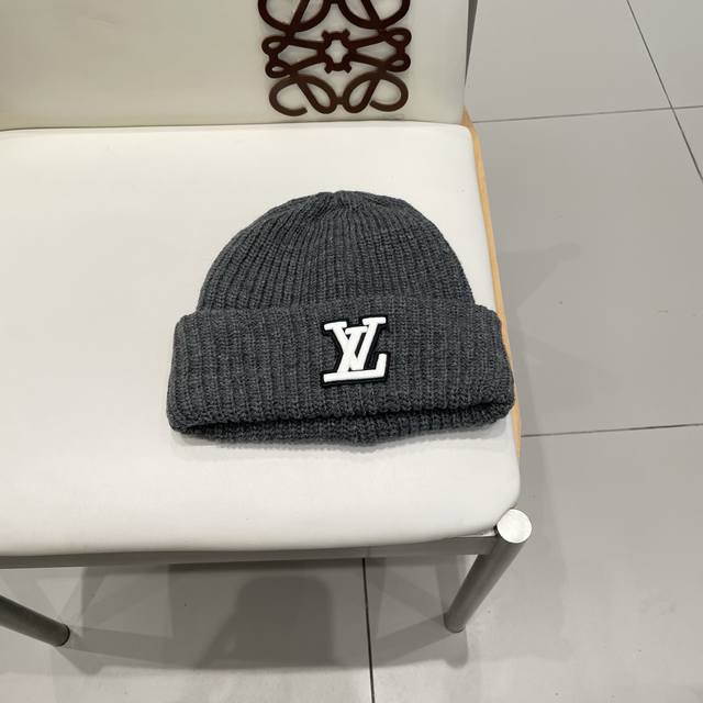 Lv Louise New Beanie Ddd