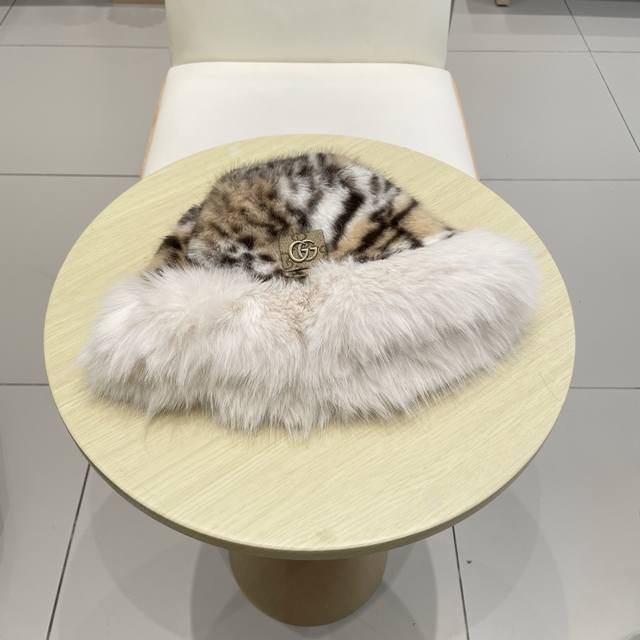 Gucci Leopard Print Long Fur In Stock Autumn/Winter Ins Style Versatile Warm Ear