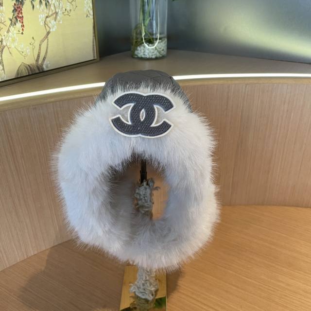 Chanel New Down Jacket with Thick Northeast Lei Feng Hat, Hat and Neck Warmer In