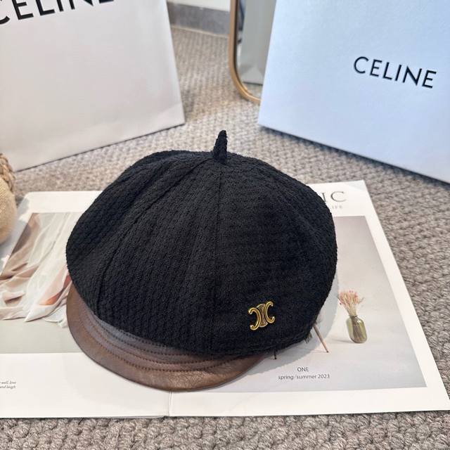 Celine's new Fall/Winter octagonal hat is now available! A high-end designer pie