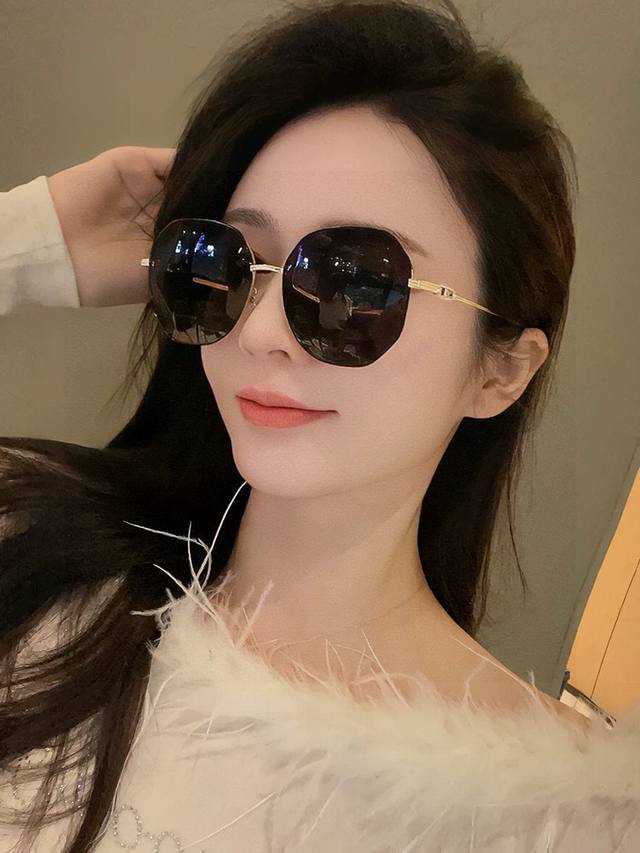 Dior Polarized Sunglasses 2025 Spring New Trendy Hot Selling Fashion Square Fram