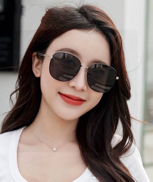 Gucci 2025 Spring New Arrival Round Frame Sunglasses. Popular among online influ
