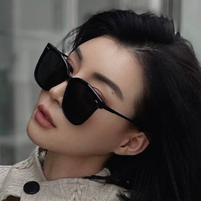 Gucci 2025 Spring New Trendy Hot Item Fashion Square Frame Polarized Sunglasses