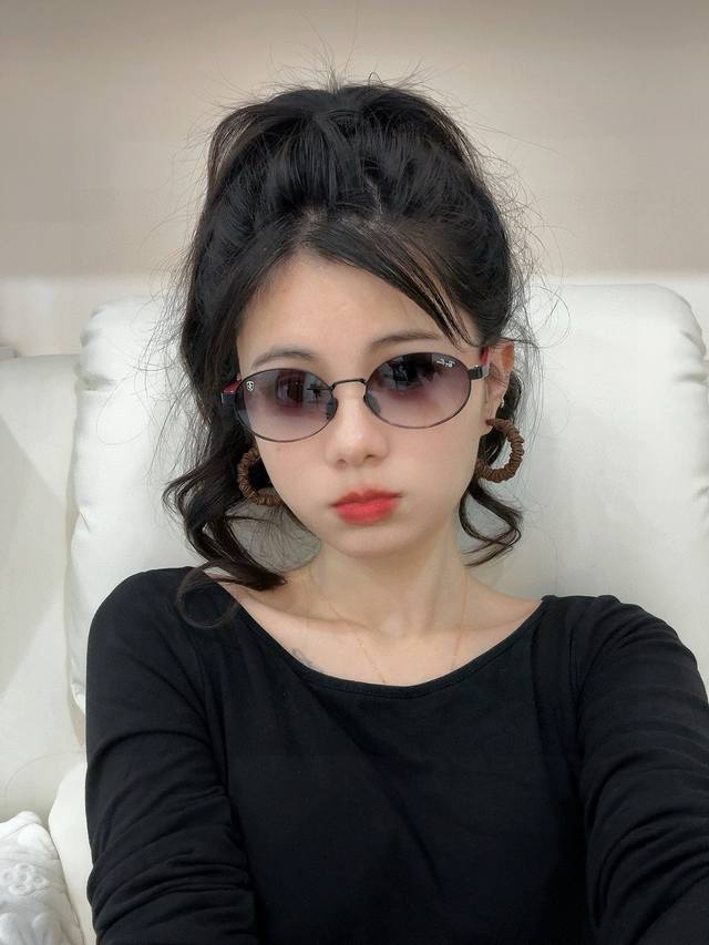 Officially synchronized brand: Ray-Ban classic men's and women's glass sunglasse