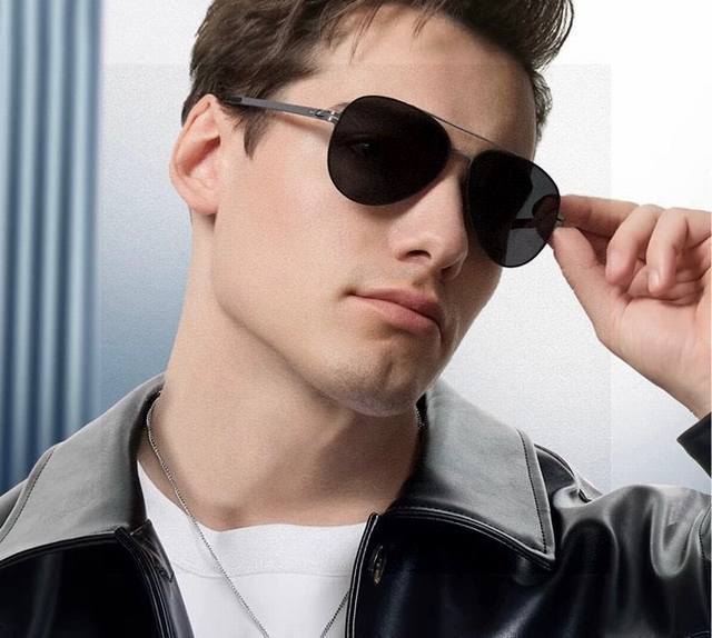 Gucc* 2025 New Unisex Couple Style Sunglasses with Electroplated Color That Neve