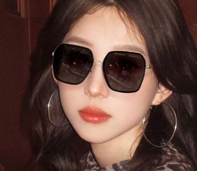 Dior 2025 Spring New Trendy Fashion Nylon Polarized Sunglasses High Quality Comf