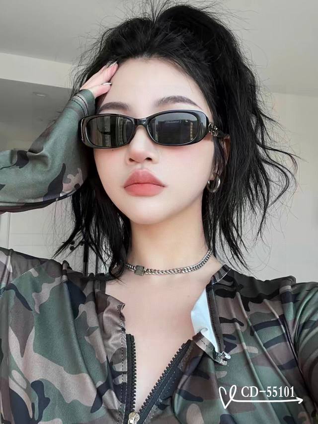 Hermes - Polaroid Resin Polarized Lenses. Tr90 Frame, Lightweight and Comfortabl