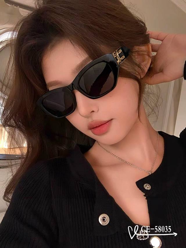 Celine (France) Ddd. Polaroid resin polarized lenses Ddd. Tr90 frame, lightweigh