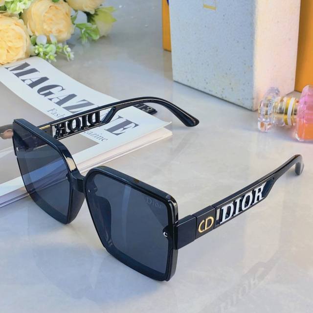 Dio* Personalized rectangular large-frame face-covering sunglasses for couples d