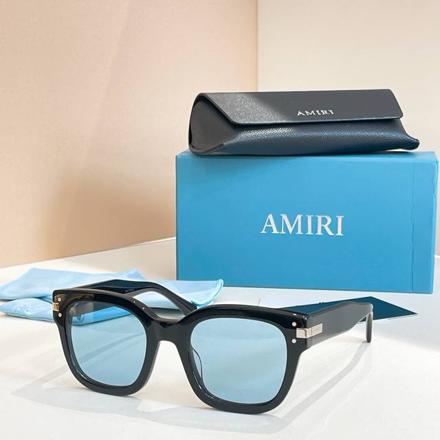 Amir*Model: Xa41763 Size: 51.5cm x 22.5cm x 145cm Includes box~~ Ddd