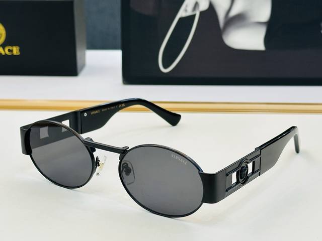 Versace model: Ve2264 Size: 56cm x 19-142cm L (with a stylish Ddd)