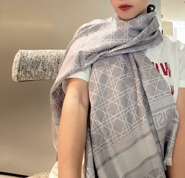 High-level! A Dior woman! A new interpretation of classic cannage!! The real thi