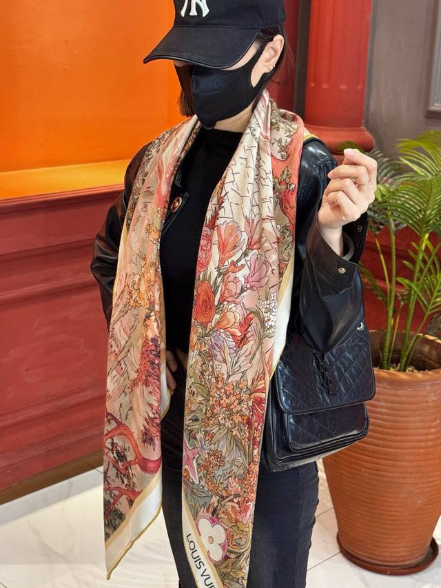 Double-sided Velvet Shawl Lv Hand-rolled Edge Silk and Wool Square Scarf 30% Mul