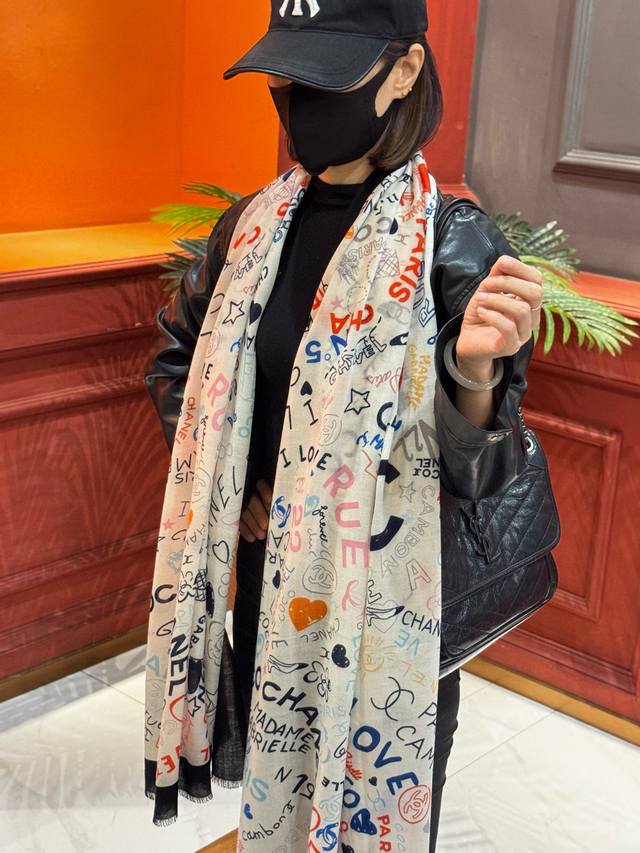 2025 Autumn/Winter New Chanel Scarf: Classic Chanel design, elegant and sophisti