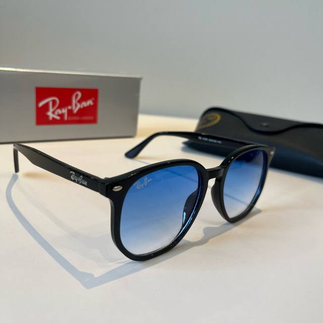 Ray-Ban Unisex Colorful Aviator Polarized Sunglasses. Material: High-definition