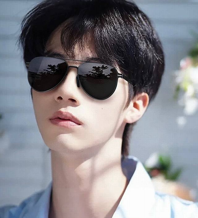 Lv 2025 New Unisex Couple Sunglasses, Polygonal Sunglasses, Ip Electroplated, Ne