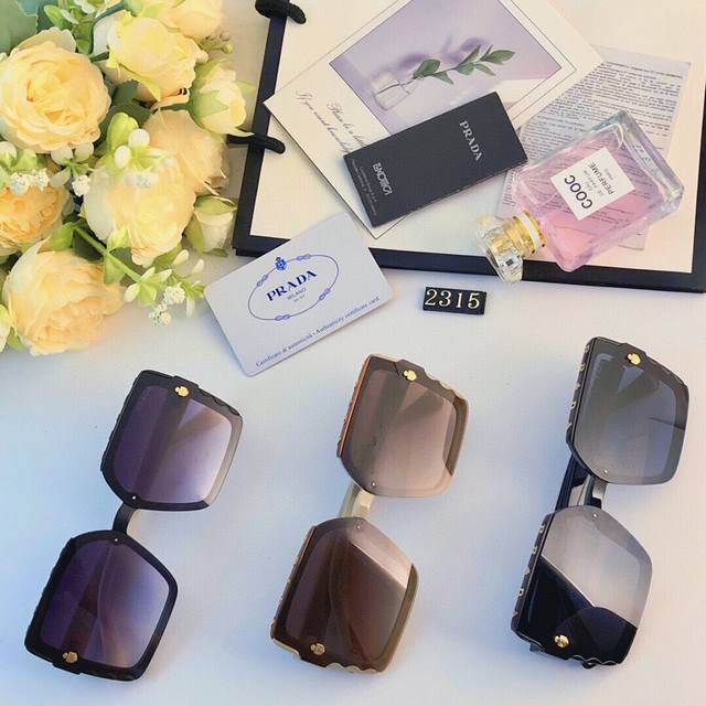 Prad* Retro High-End Sunglasses Women's Large Square Frame Street Style Ins Slim