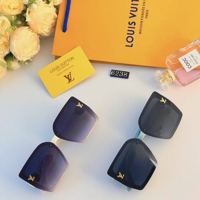 Louis Vuitto * New Women's Fashion Sunglasses Driving Outing Casual Sunglasses D