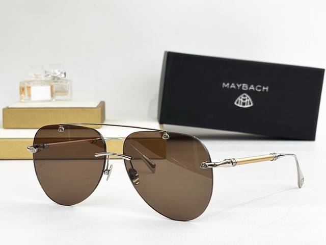 Maybach Mod: The Skyline Size: 62 ports 14_140 Ddd