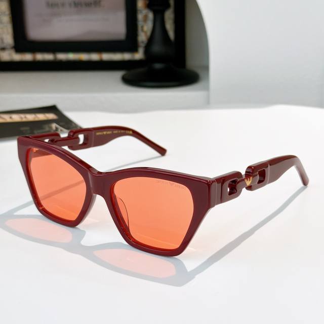 Emporio Arman* Model: Ea4203U Size: 56 ports 18-147 Ddd