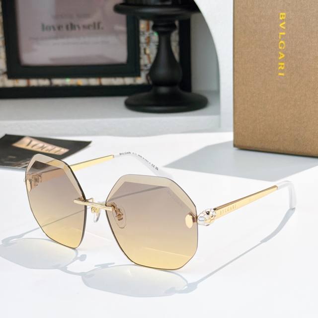 Bvlgar* Mod: Bv40106 Size: 59 ports 15-140 Ddd