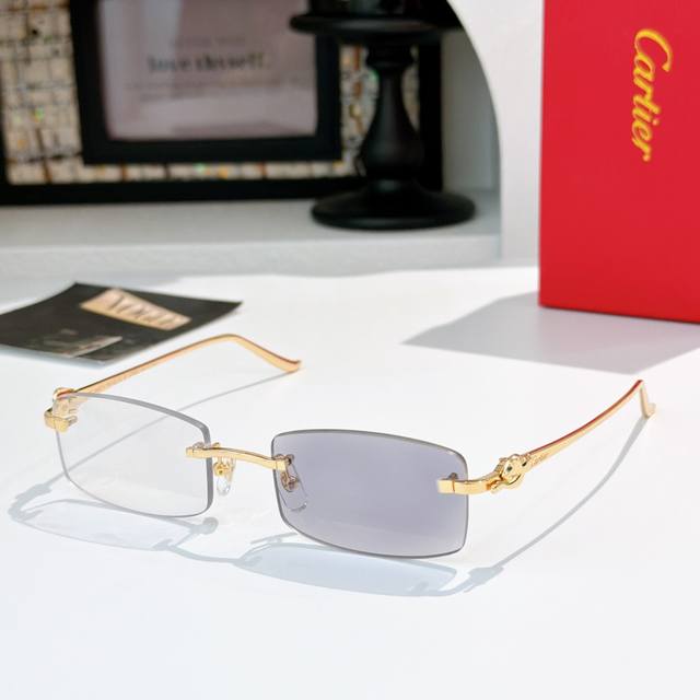 Color Changing Cartie* Model: Ct0552S Size: 135 Ddd