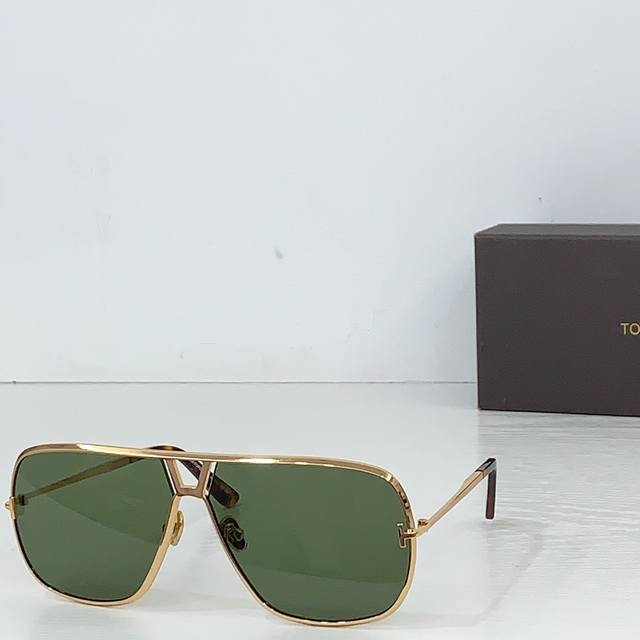 Tom For* Mod: Tf1204 Size: 63 ports 11 140 Ddd