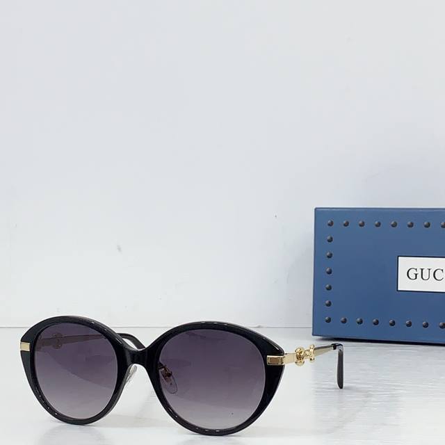 Gucc* Model: Gg2056Sa Size: 53 ports 20-140 Ddd