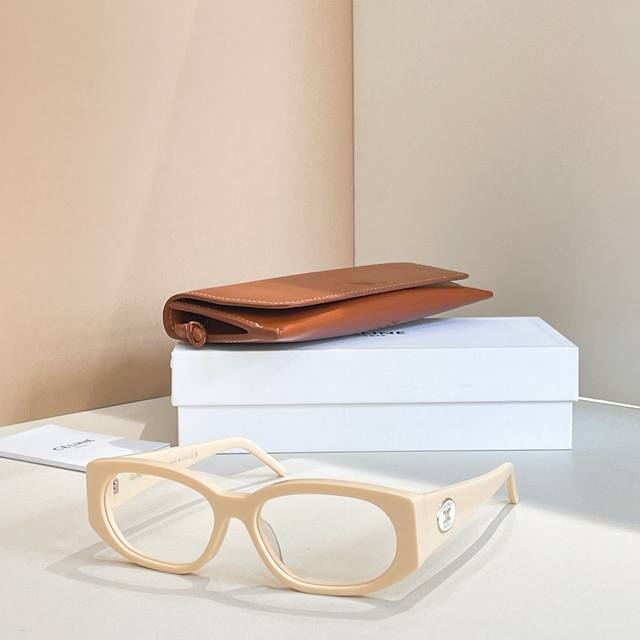 Celin*Model:Cl 40435Usize:55 port 18-145 Ddd