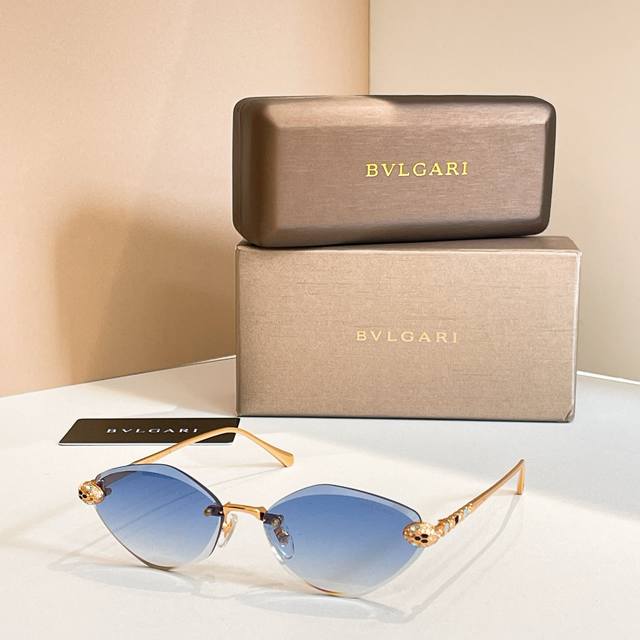 Bvlgar*Model: Bv 41602Usize: 58 ports 17-145 Ddd