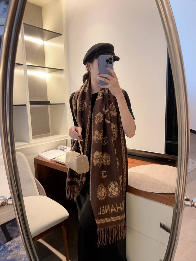 Super warm Chanel Fall/Winter new arrival!!! I can guarantee you'll love it when