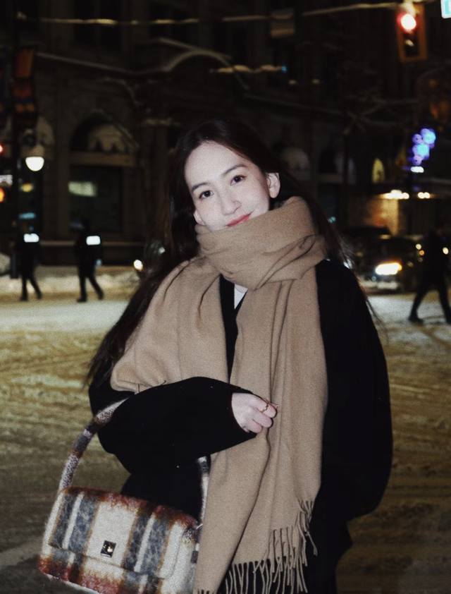 I can only say that not all solid-color scarves are Acne. Acne Studios Apolo, a