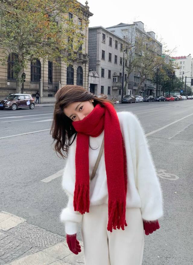 Burberry's stunning new mohair scarf! Highly recommended! Excellent quality! Thi