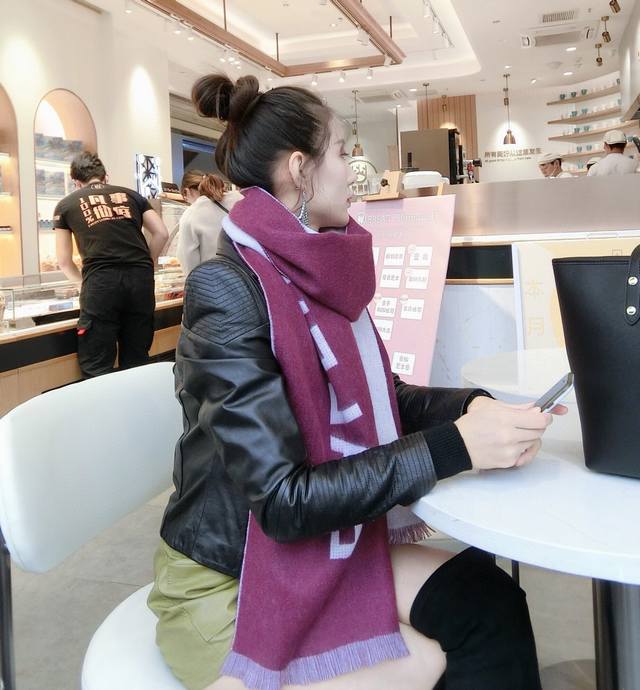 Balenciaga has always been a leading brand in the fashion world, and many top ce