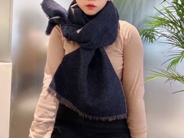 Balenciaga has always been a leading brand in the fashion world, and many top ce