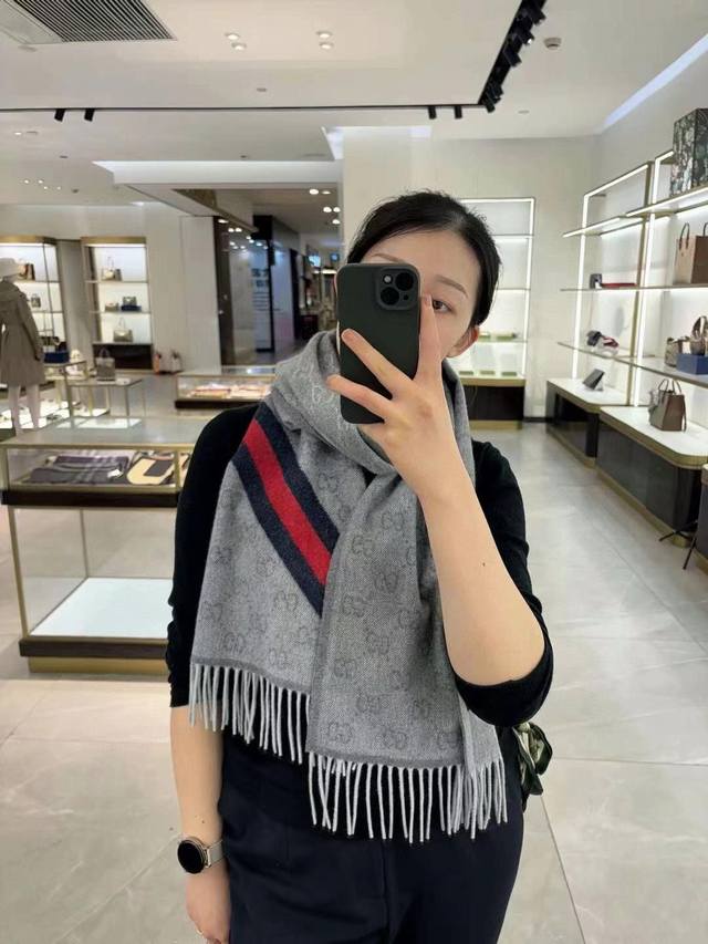 New Men's Double G Jacquard Scarf Size: 37X cm Material: Merino Baby Wool Fashio