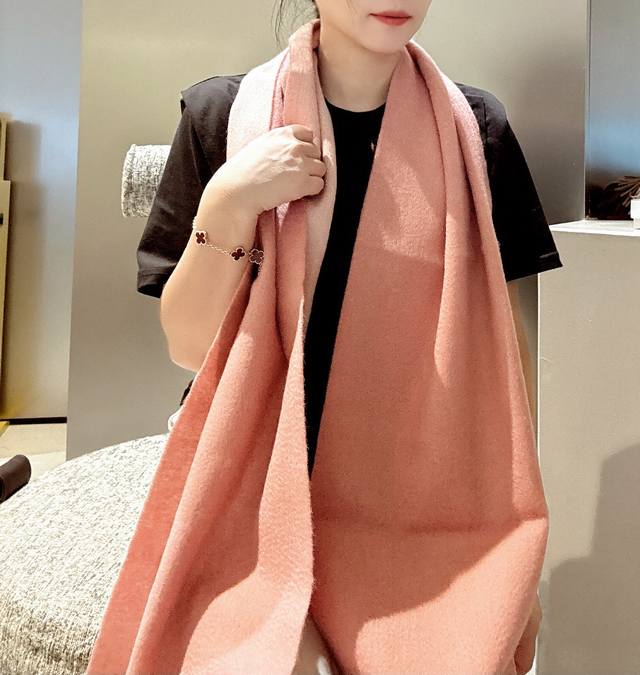 Loewe. Unisex scarf, highly recommended for personal use, a rare high-end men's