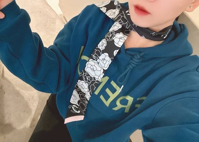 Latest boutique style! Chanel hair tie with ribbon! Can be used as a small scarf