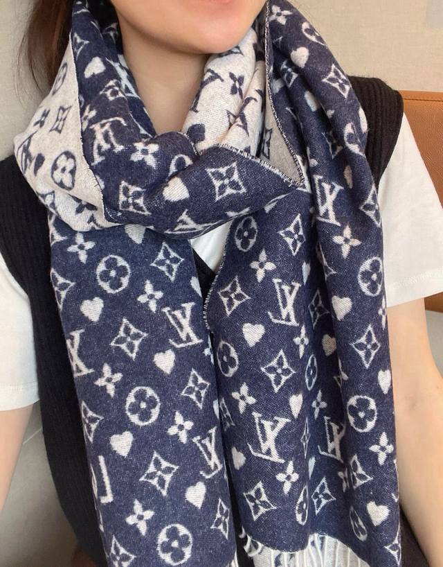 Limited Edition Cashmere Scarf with Classic Little Logo and Full Heart Design by