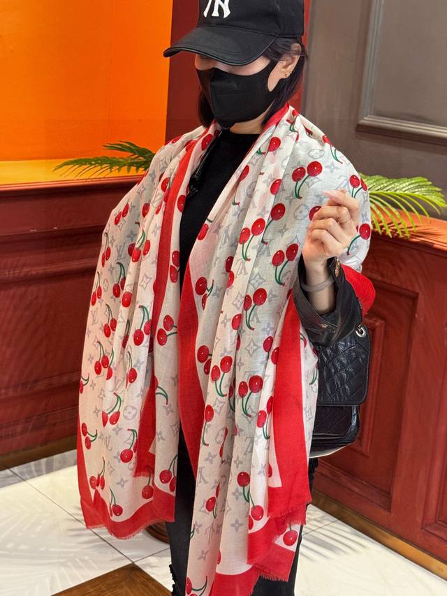 New Arrival: Louis Vuitton Cherry Cashmere Scarf (Ddd) This Louis Vuitton x Taka