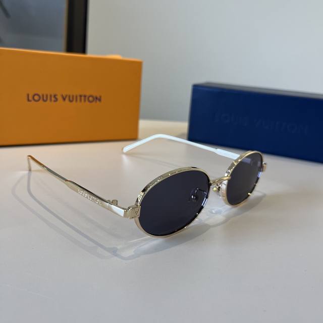 Louis Vuitton (LV) - Extremely meticulous craftsmanship! The sheer amount of det