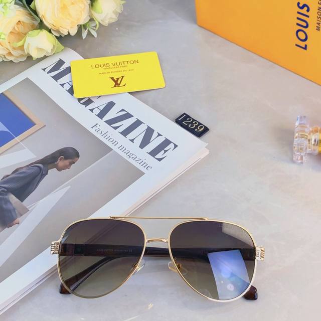 Louis Vuitto * 2025 New Metal Sunglasses, Stylish Street Style, UV Protection Su